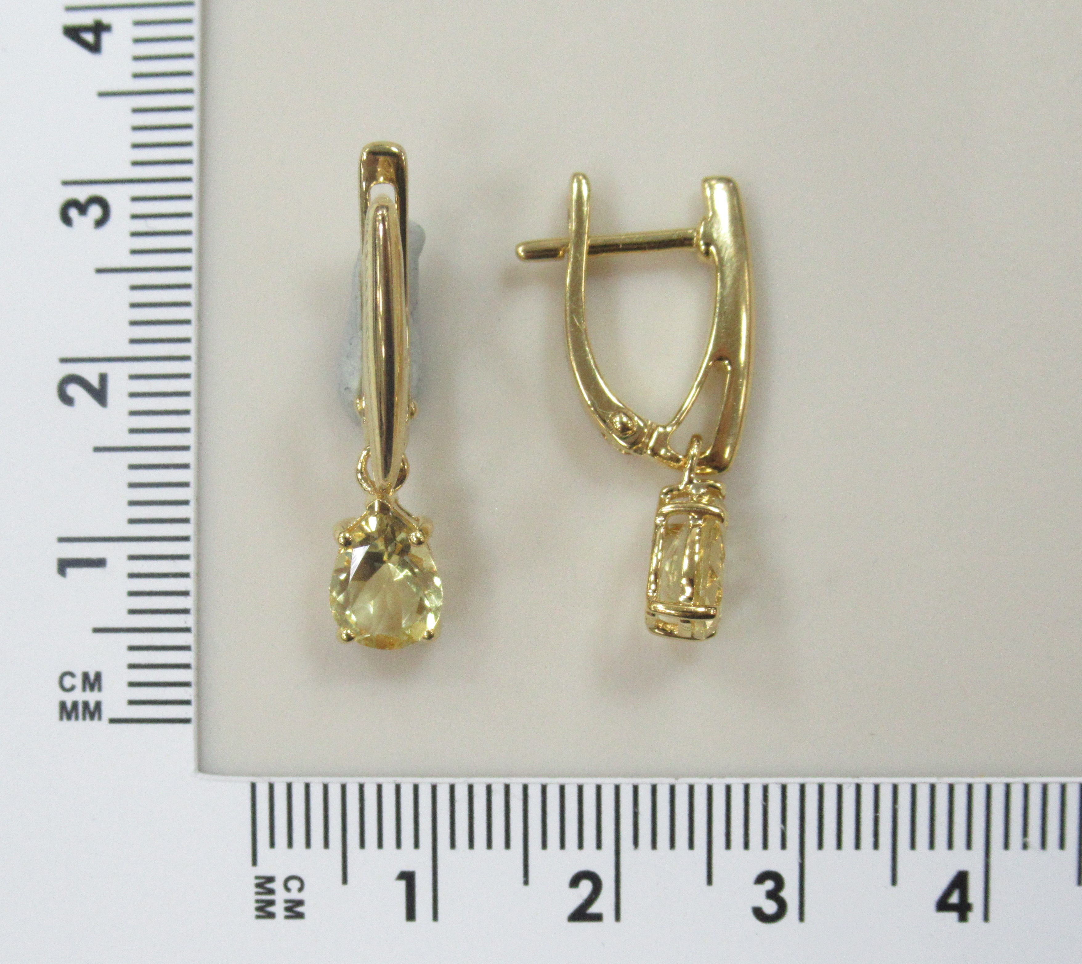 Серебряные серьги с гелиодорами